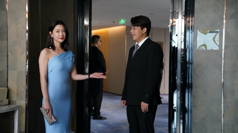 九游娛樂：2024都市解壓爆笑喜劇《腦洞大開》6月28日上映