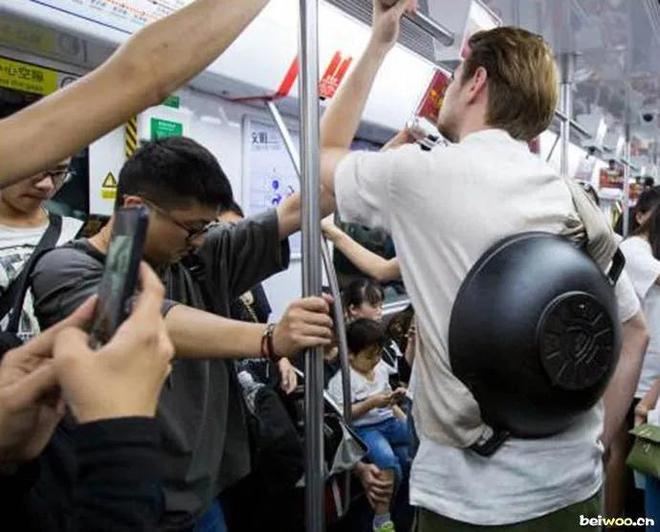 【搞笑段子】突然發現中秋國慶都在一起了卻還是沒人和你一起(圖3)