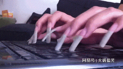 九游娛樂NineGame：搞笑幽默段子：你指甲都留這么長有些事是不是不方便做．(圖2)