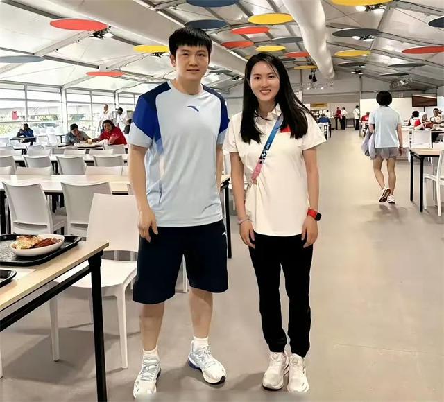 九游娛樂NineGame：吳艷妮遇生理期遭網(wǎng)暴日本隊用中文點川菜樊振東奧運村鬧笑話(圖4)