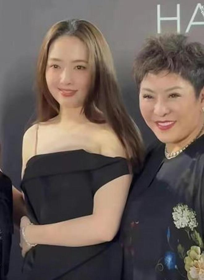 《門前寶地》幕后的幼稚與浪漫：向佐2億玩票郭碧婷直言被騙(圖11)