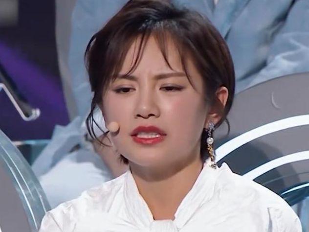 樂壇最大的笑話一首代表作都沒的歌手卻敢當評委自稱樂壇的神(圖15)