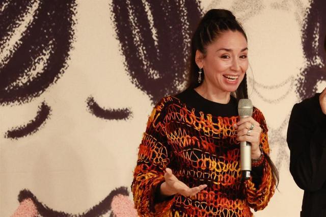 舞臺劇《一日三秋》的破圈智慧：流著淚聽的笑話是咸的(圖3)