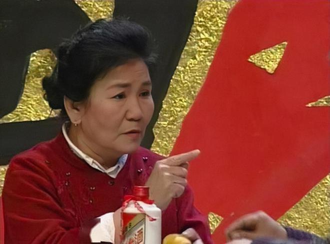 九游娛樂NineGame：她不在了是春晚最大的遺憾(圖2)