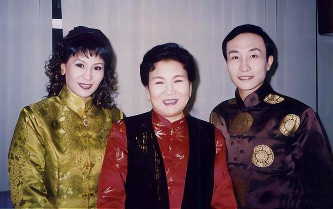 九游娛樂NineGame：她不在了是春晚最大的遺憾(圖3)