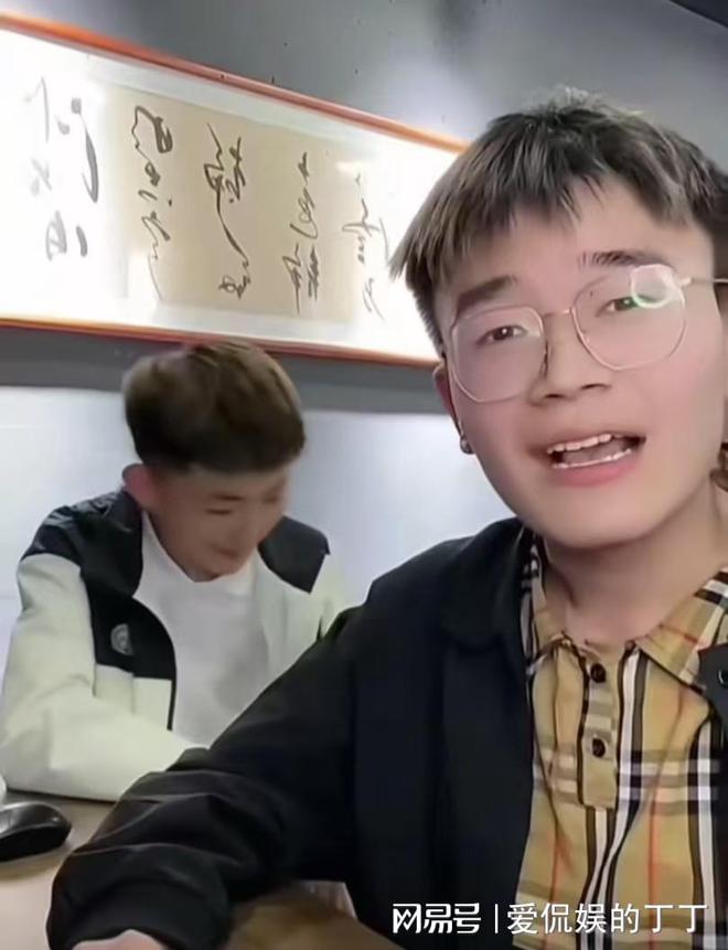 網紅周二磊立誓出人頭地被親媽送進精神病院張雪峰的話太可怕(圖6)