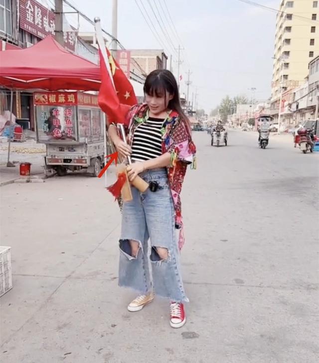 又一網紅出事！侮辱國旗、國歌調侃先烈網紅亂象何時休？(圖19)