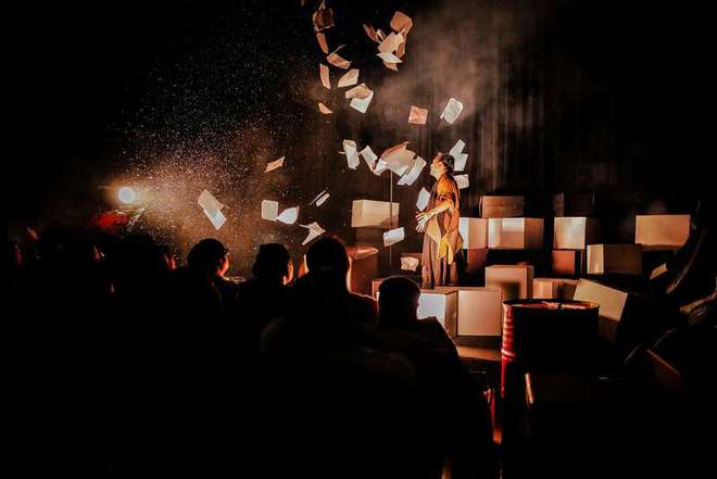 九游娛樂：懸疑脫口秀《克萊因歷史》：當(dāng)射出去的子彈多年后正中眉心(圖3)