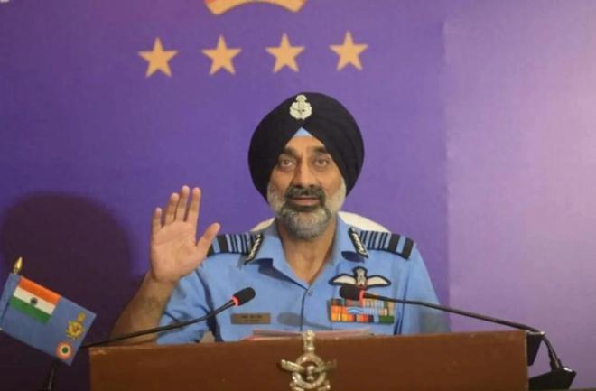 終于承認了！印軍上將對自家軍工“開炮”：40年造不出40架戰機！(圖2)