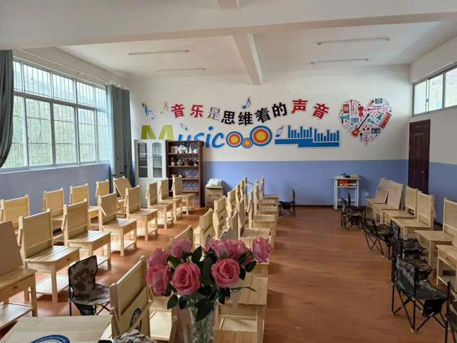 九游娛樂：低進(jìn)高出！鎮(zhèn)雄這所高中2024年秋季期末考試取得較大進(jìn)步！(圖6)