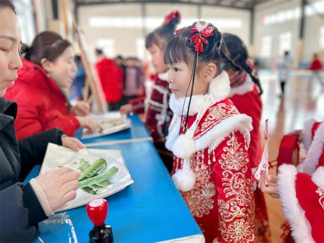 九游娛樂：合肥市倫先小學舉辦一二年級無紙筆闖關活動(圖8)