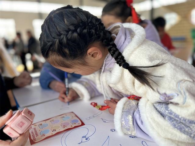 九游娛樂：合肥市倫先小學舉辦一二年級無紙筆闖關活動(圖6)