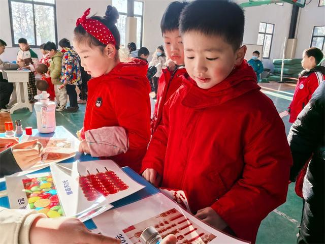 九游娛樂：合肥市倫先小學舉辦一二年級無紙筆闖關活動(圖3)