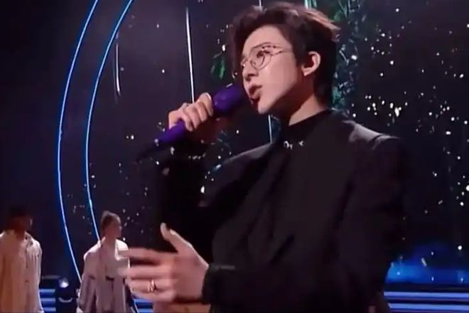 與劉宇寧分開一年劉詩詩榮獲新身份全網恭喜：終于等到這一天(圖12)