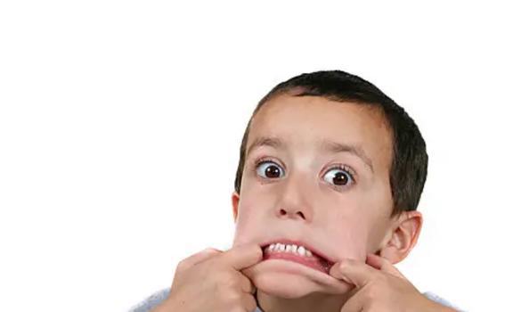 2022年曝光率極高的笑話段子集錦笑話：媽媽有個(gè)女人找老爸