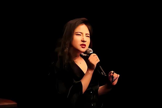 九游娛樂NineGame：穿黑絲賣弄風騷、用段子調侃人民子弟兵脫口秀是如何自食惡果的(圖8)