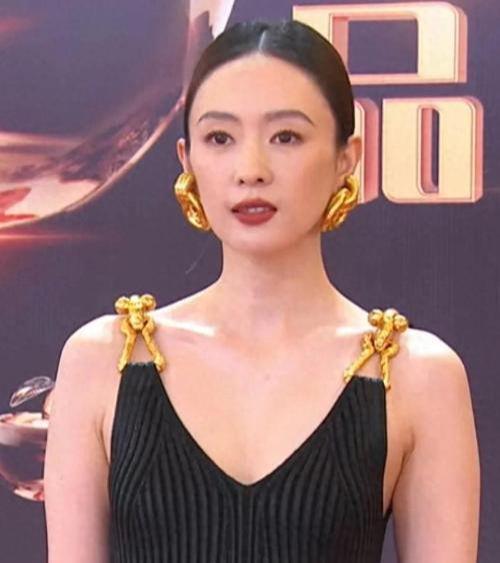 上海這夜無濾鏡高清鏡頭下蔣欣再次驚艷關曉彤丑得超綱(圖6)