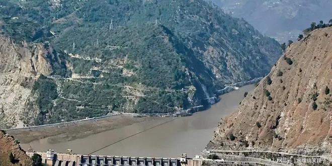 王毅外長邀請中國全力支持老朋友解除后顧之憂。(圖7)