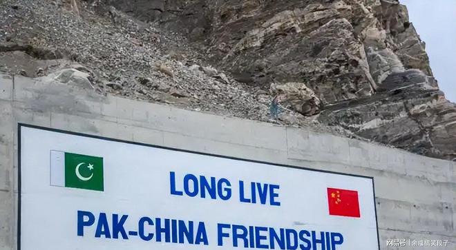 王毅外長邀請中國全力支持老朋友解除后顧之憂。(圖15)