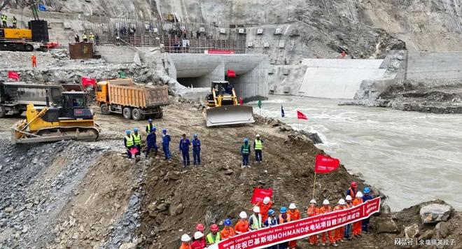 王毅外長邀請中國全力支持老朋友解除后顧之憂。(圖16)