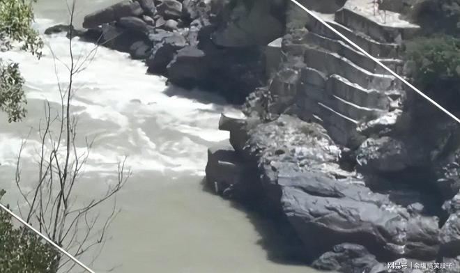 王毅外長邀請中國全力支持老朋友解除后顧之憂。(圖17)