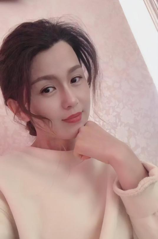 她23歲繼承數十億資產身家是王思聰的十倍美貌氣質不輸章澤天(圖13)