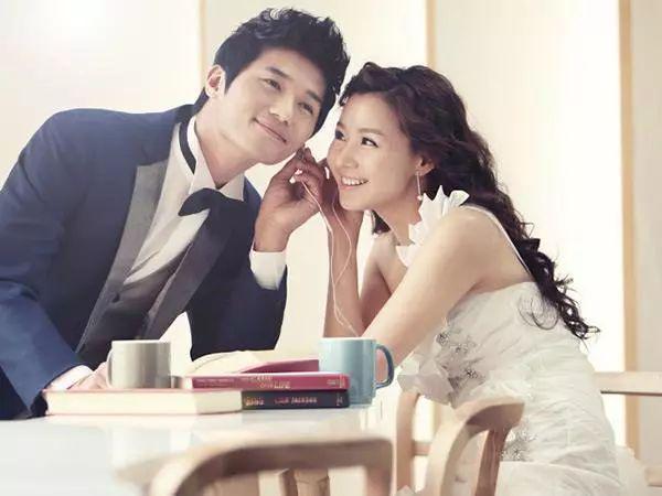 幽默故事｜婚前較量(圖1)