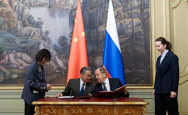 王毅外長一錘定音！中俄同時宣告特朗普“聯俄大計”徹底破產(圖5)