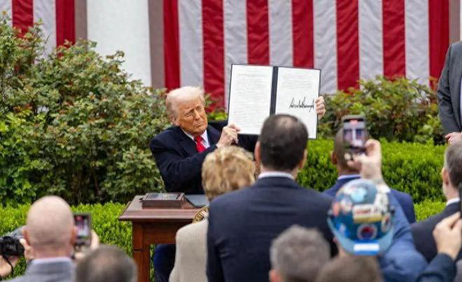 王毅外長一錘定音！中俄同時宣告特朗普“聯俄大計”徹底破產(圖17)