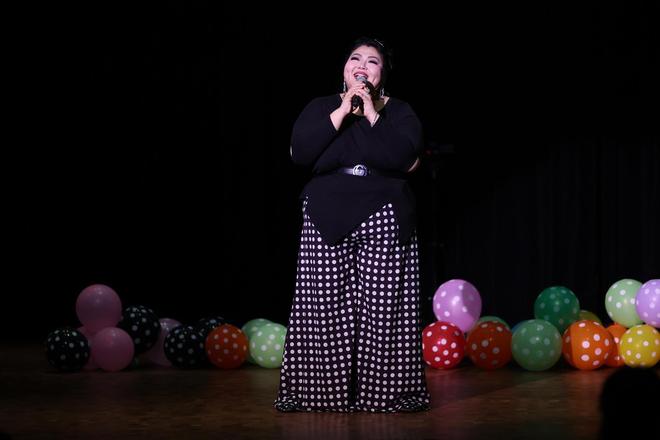 九游娛樂NineGame：脫口秀新銳奧黛莉YOYO開啟北美巡演首站登陸洛杉磯爾灣獲好評