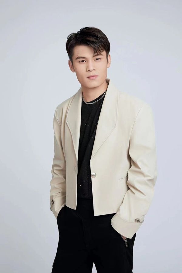 何廣智經紀人經紀公司笑果文化(圖2)