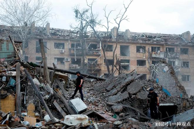 俄羅斯在夜間發動大規模無人機襲擊：500頭牛也遭殃