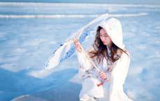 人從四肢進化到兩肢走路的優點