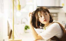 夢(mèng)到兩條龍?jiān)陬^頂盤旋